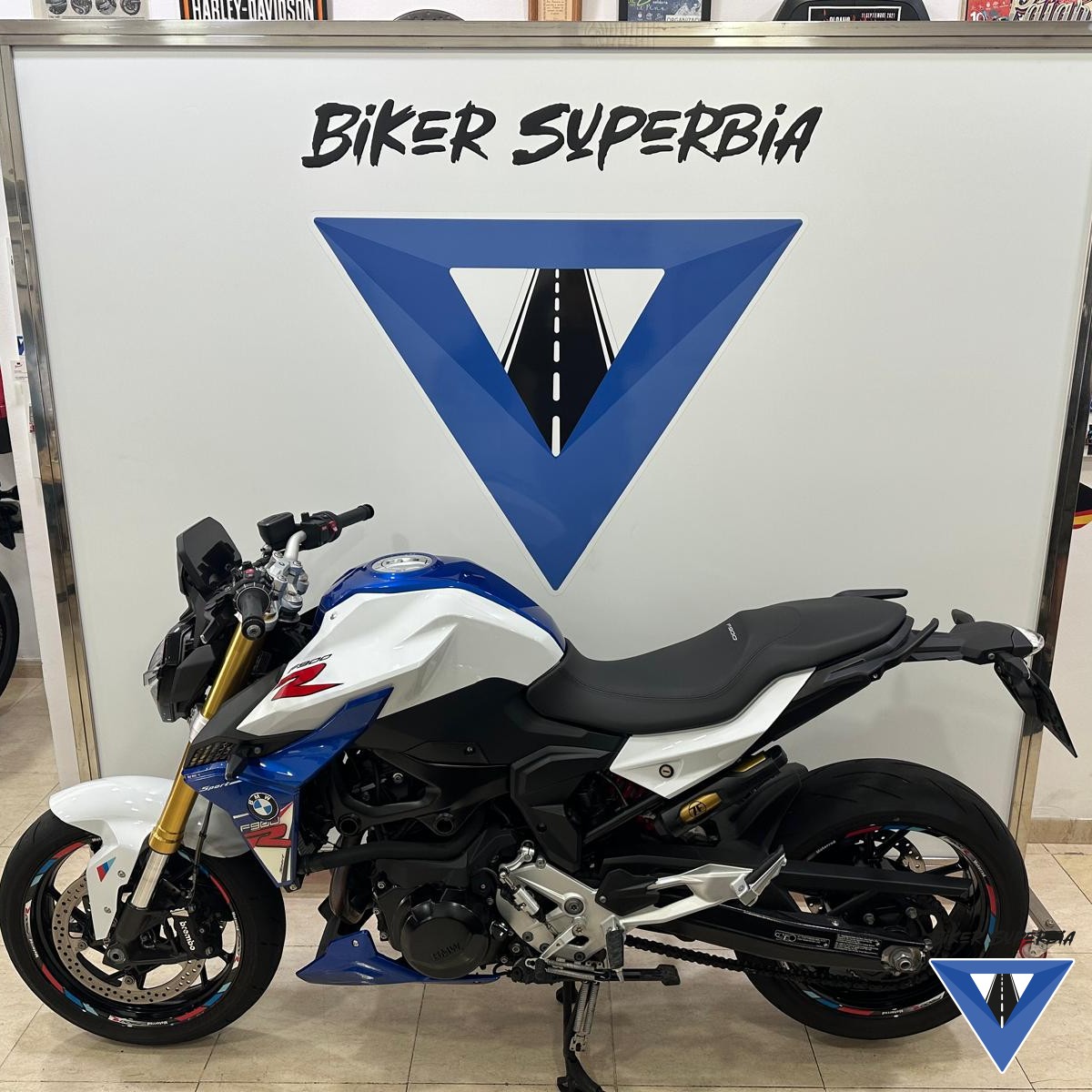 BMW, F900R